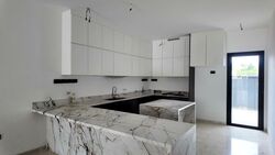 Kovan Road (D19), Terrace #563300541
